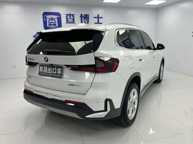 BMW X1 — Фото автомобиля 4