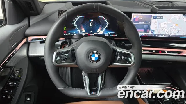BMW 5-Series 5 серия (G60) 530i xDrive M Sport — Фото автомобиля 11