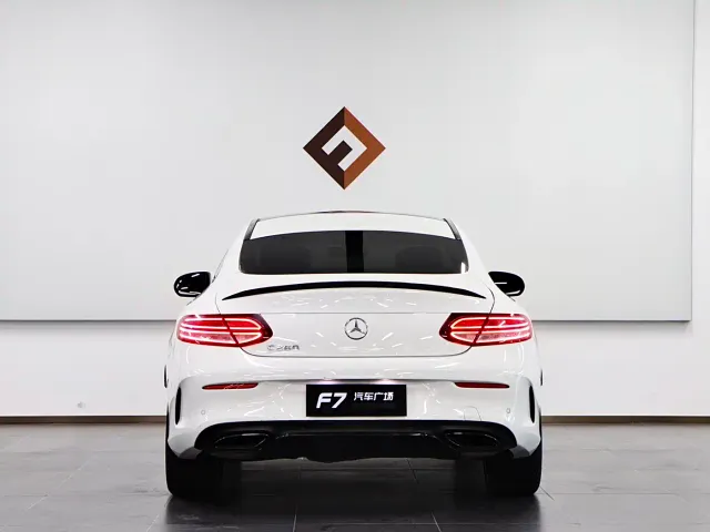 Mercedes-Benz C-Class — Фото автомобиля 5