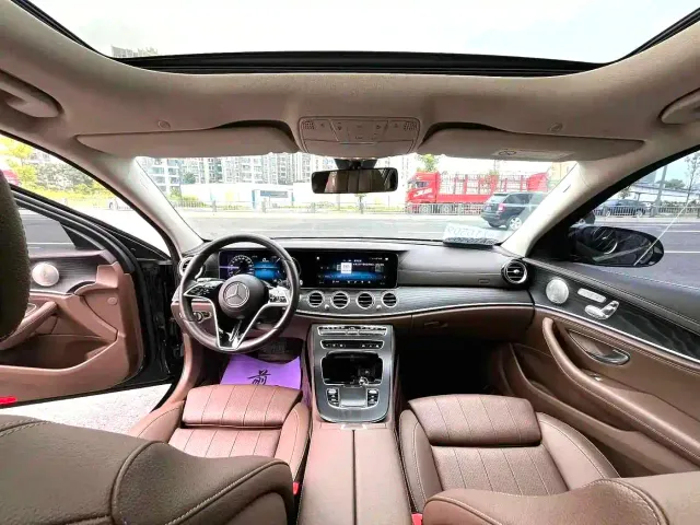 Mercedes-Benz E-Class — Фото автомобиля 7
