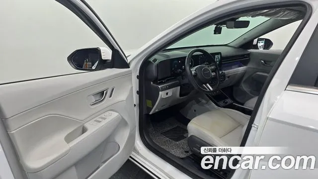 Hyundai Kona SX2 — Фото автомобиля 11