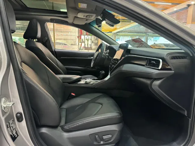 Toyota Camry — Фото автомобиля 8