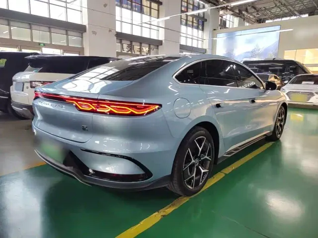 BYD Han — Фото автомобиля 6