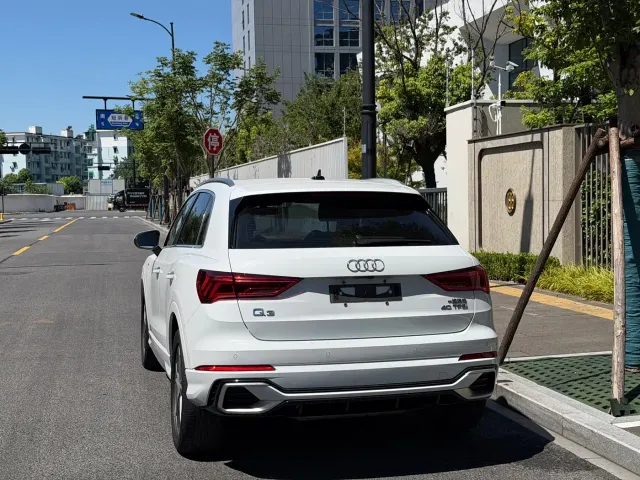 Audi Q3 — Фото автомобиля 7