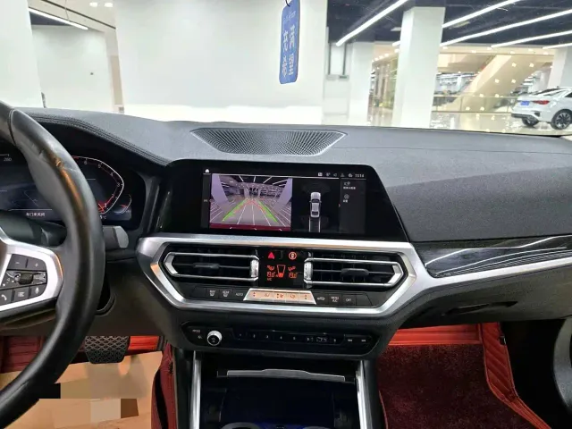 BMW 3 Series — Фото автомобиля 8