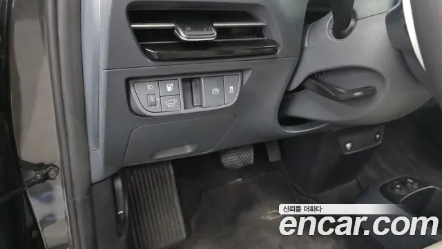 Kia EV6 — Фото автомобиля 24
