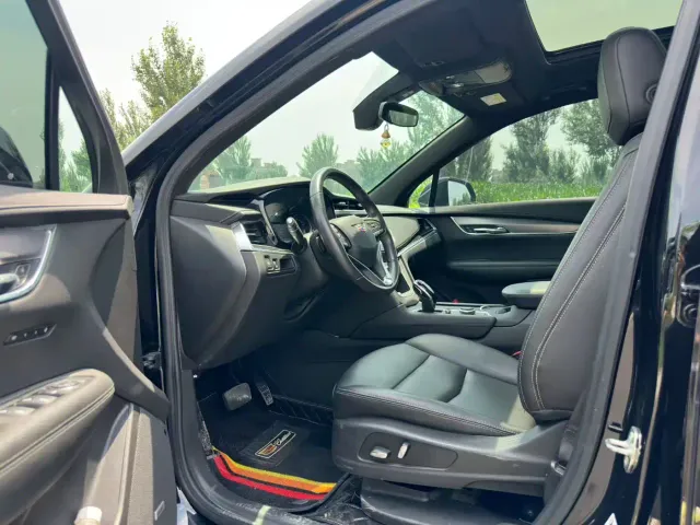 Cadillac XT6 — Фото автомобиля 6