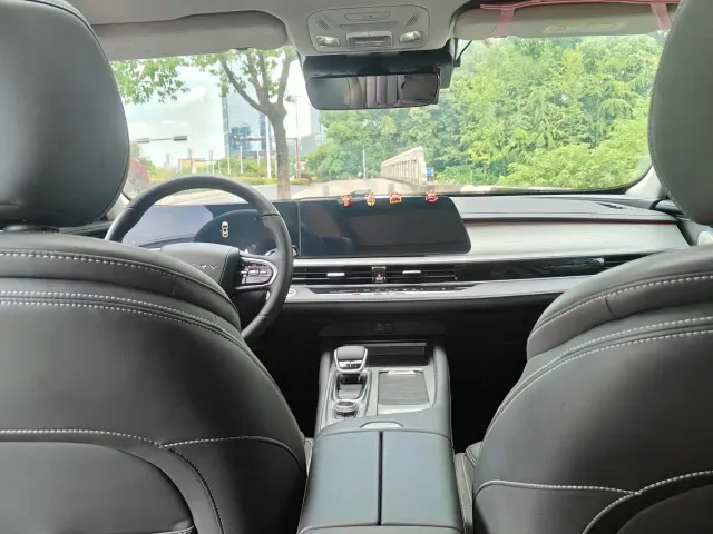Chery Arrizo 8 — Фото автомобиля 12