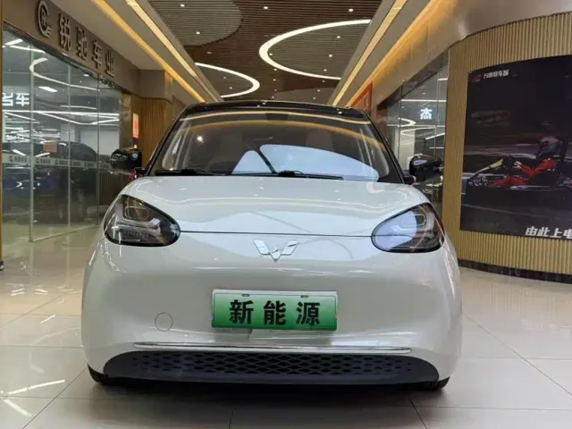 Wuling Bingo — Фото автомобиля 2