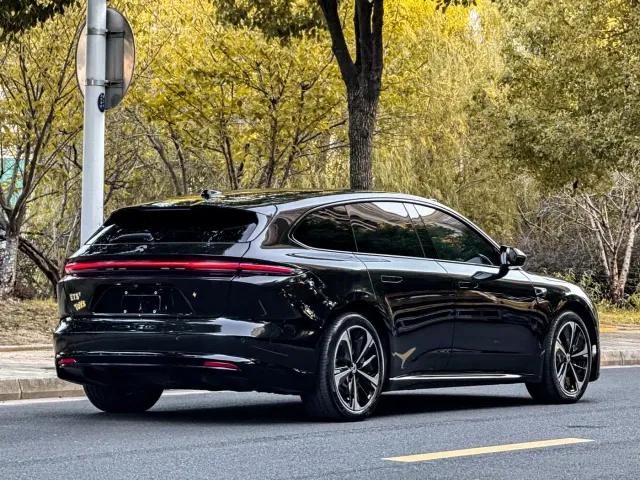 Nio ET5 Touring — Фото автомобиля 18