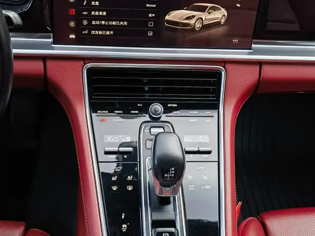 Porsche Panamera — Фото автомобиля 8