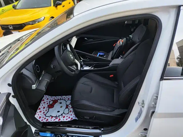 Hyundai Elantra — Фото автомобиля 10
