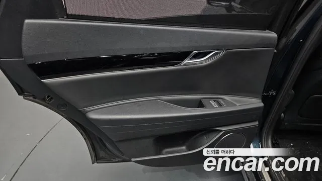 Genesis G80 Бензин 3.5 турбо AWD — Фото автомобиля 22