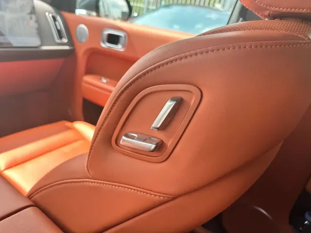 Li Auto L7 — Фото автомобиля 17