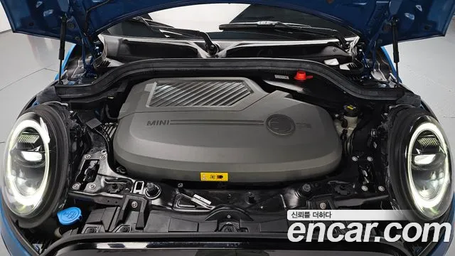 MINI Cooper Cooper Electric — Фото автомобиля 8
