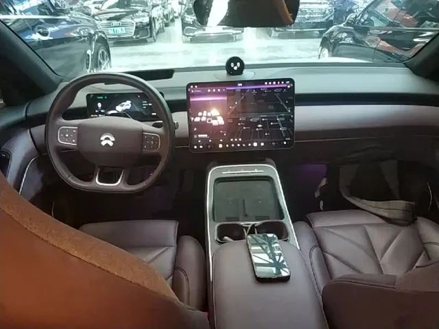 Nio ET5 Touring — Фото автомобиля 9