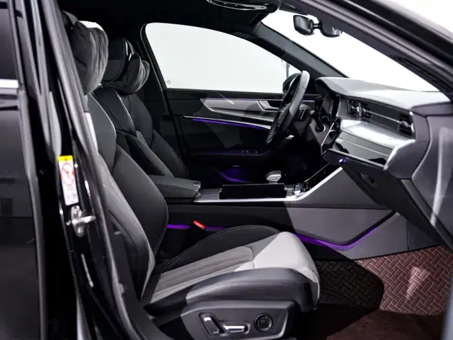 Audi A6L — Фото автомобиля 19