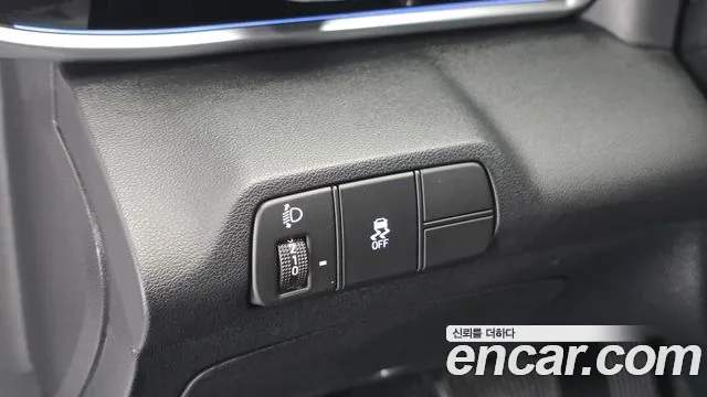 Hyundai Avante CN7 — Фото автомобиля 13