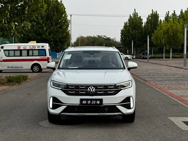 Volkswagen Tayron X — Фото автомобиля 2
