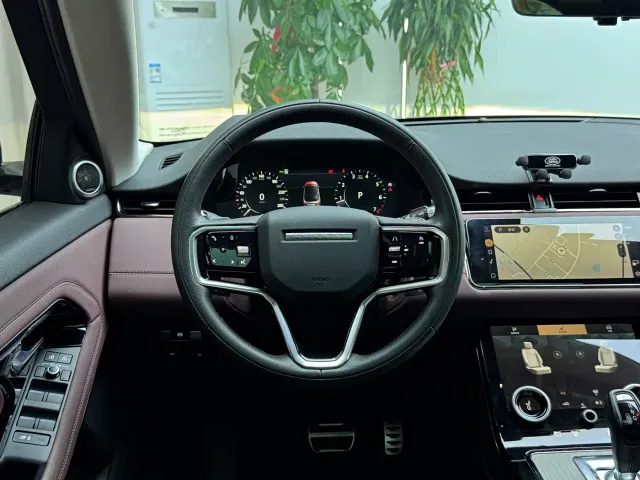 Land Rover Range Rover Evoque — Фото автомобиля 8