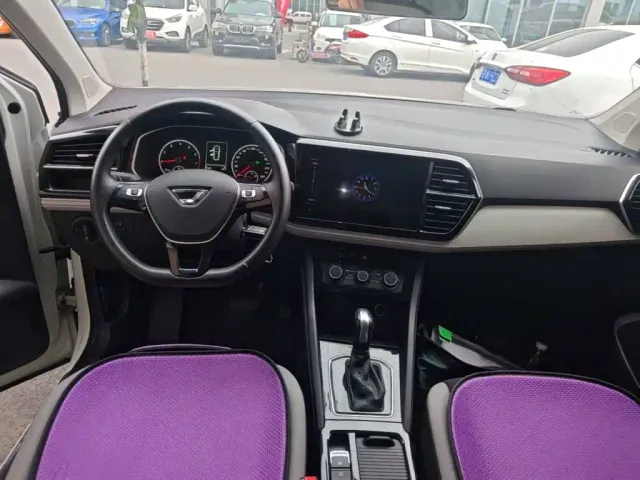 Jetta VS7 — Фото автомобиля 9
