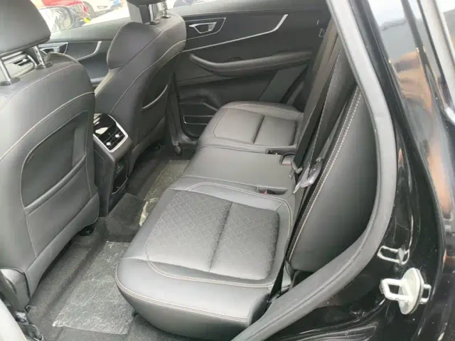 Chery Tiggo 8 2024 230TCI Auto Trendy 7-Seater — Фото автомобиля 16