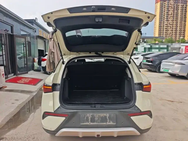 BYD Yuan PLUS — Фото автомобиля 18
