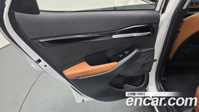 Kia Seltos — Фото автомобиля 14