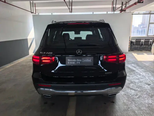 Mercedes-Benz GLB-Class — Фото автомобиля 8