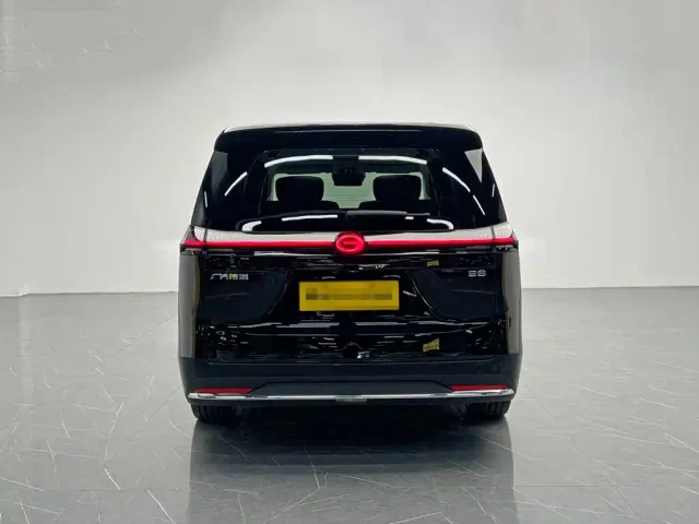 GAC Trumpchi E8 — Фото автомобиля 5