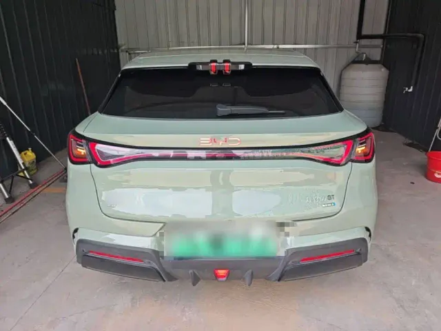 BYD Seal 06 GT — Фото автомобиля 5