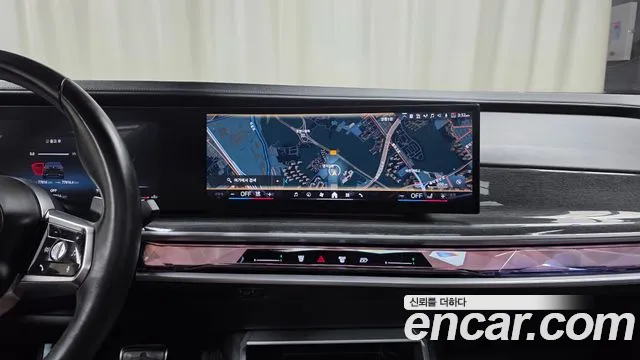BMW 7 Series G70 — Фото автомобиля 28