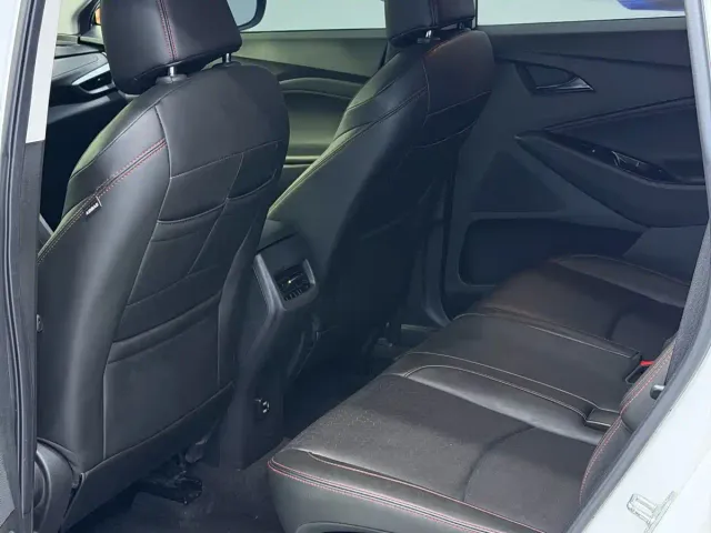 Chevrolet Orlando — Фото автомобиля 8
