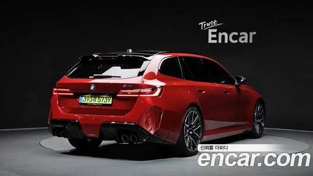 BMW M5 G90 — Фото автомобиля 2
