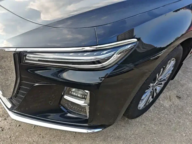 Hongqi H5 — Фото автомобиля 23