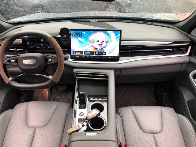 Geely Boyue — Фото автомобиля 7