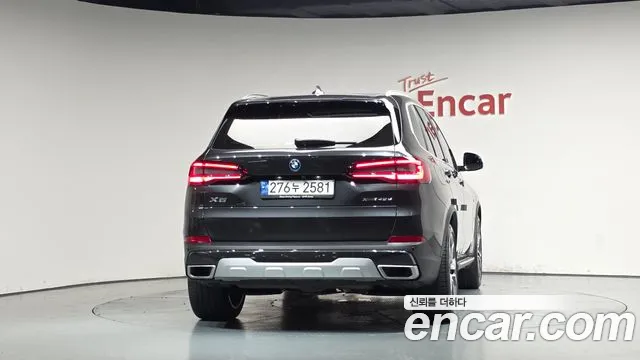 BMW X5 — Фото автомобиля 3