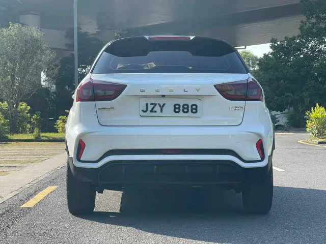 Geely Geometry EX3 Kung Fu Bull — Фото автомобиля 6