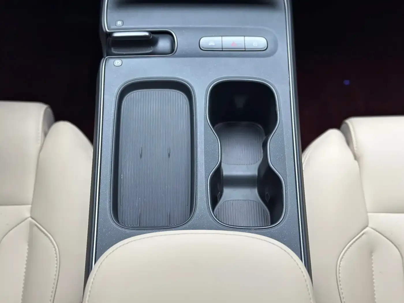 NIO NIO ET5 2024 75kWh — Фото автомобиля 13
