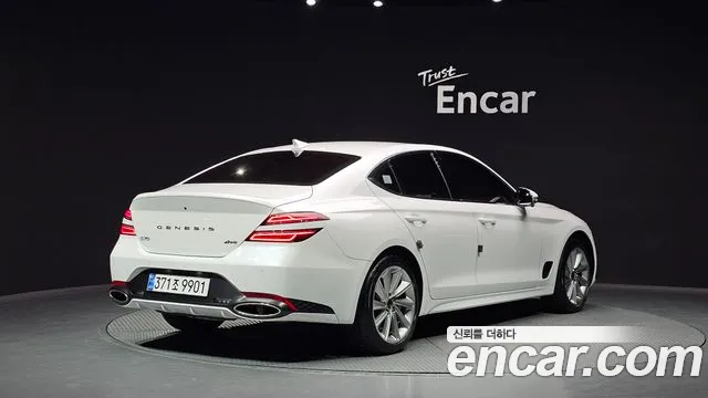 Genesis G70 Новый G70 Бензин 2.5T 4WD — Фото автомобиля 2