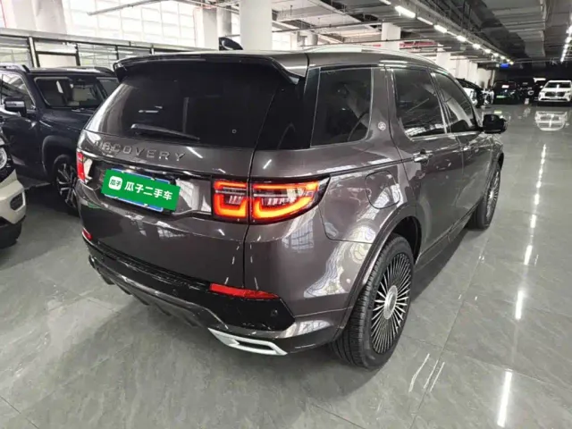 Land Rover Discovery Sport — Фото автомобиля 6