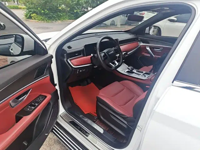 Jetour Jetour X70 PLUS 2023 1.5T DCT Self-Strengthening PRO 5-Seater — Фото автомобиля 8