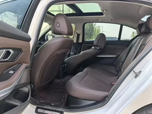 BMW BMW i3 2022 eDrive 35 L — Фото автомобиля 7