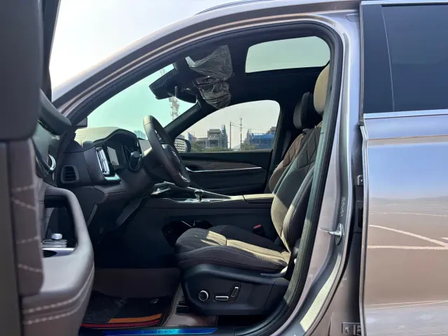 Geely Xingyue L — Фото автомобиля 4