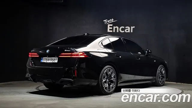 BMW 5-Series 5 серия (G60) 530i xDrive M Sport Pro Special Edition — Фото автомобиля 2