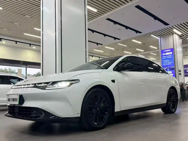 Фотография автомобиля — Leapmotor C01