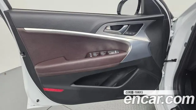 Genesis G70 New — Фото автомобиля 13