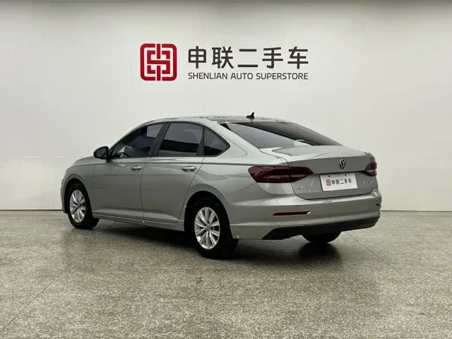 Volkswagen Lavida — Фото автомобиля 3
