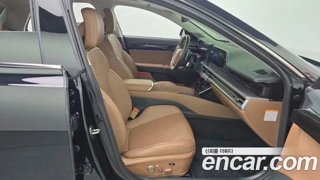 Hyundai Grandeur GN7 — Фото автомобиля 16