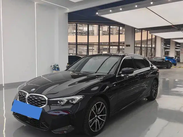 BMW 3 Series — Фото автомобиля 3